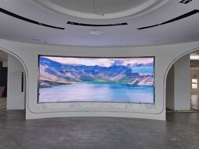 華邦瀛賦能四川興坤社區(qū)，智慧展廳解決方案全展示